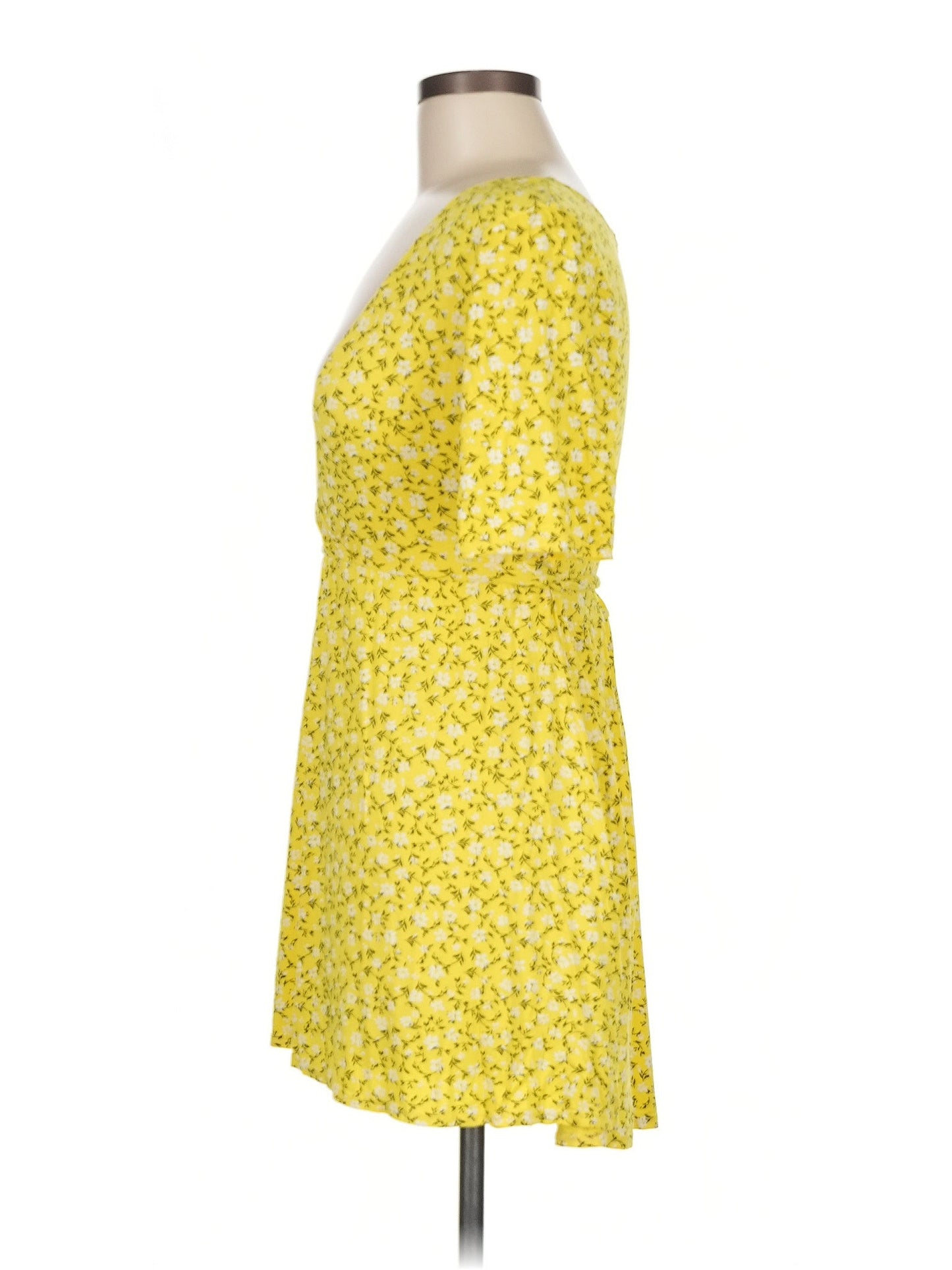 Pretty Little Thing Casual Dress